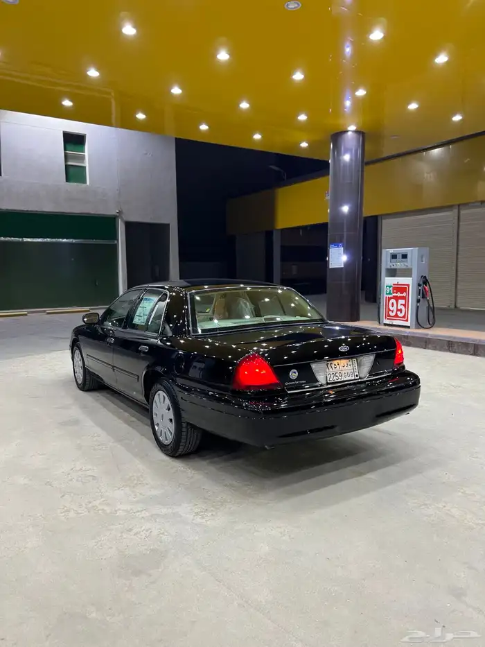 فورد كراون فكتوريا 2011 (( تم البيع )) 17