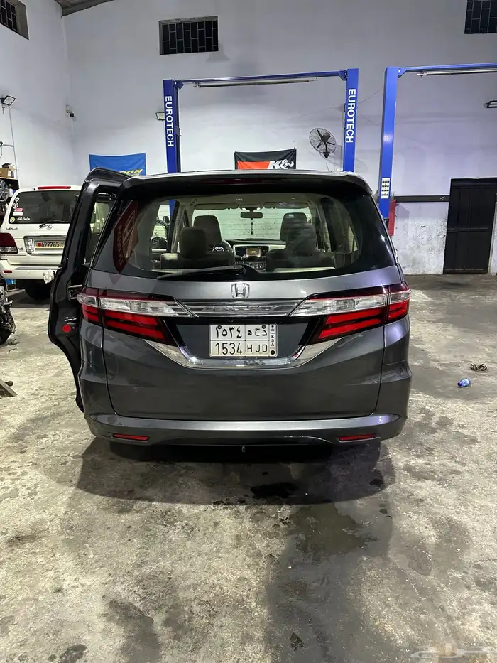 هوند اودسي 2017 34