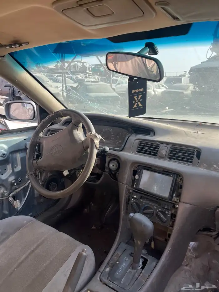 للبيع كامري تشليح 2001 2