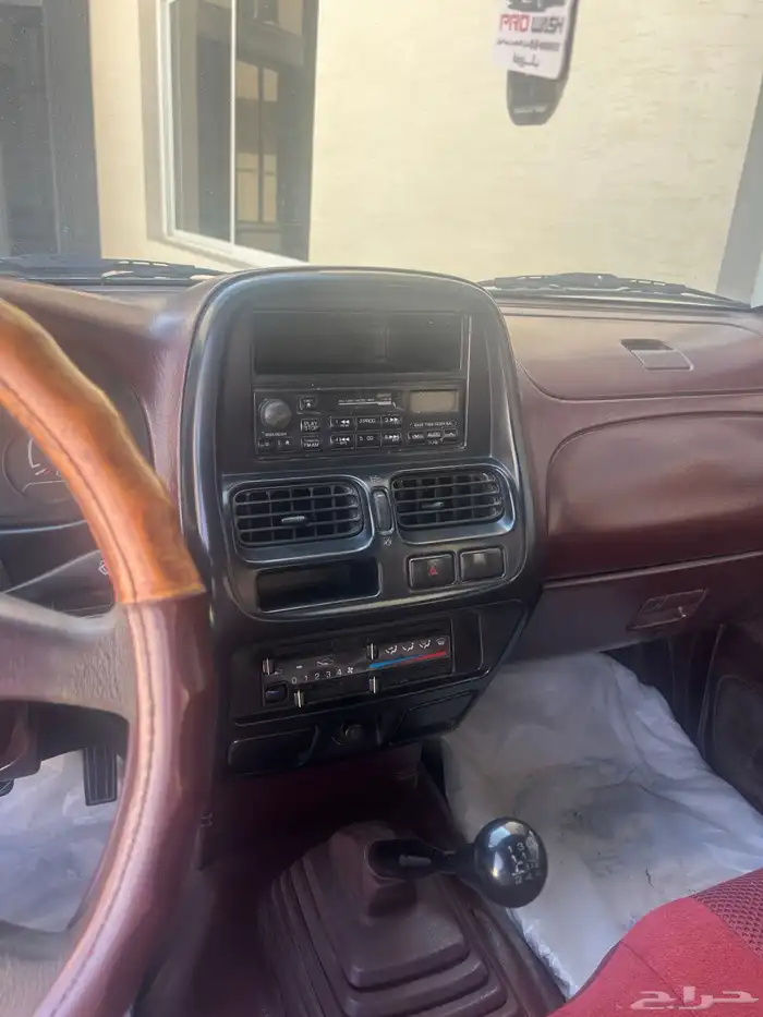 داتسن 2000 ماشيه 533 الالف محركات بلد البدي فيه قطعتين مغير 3