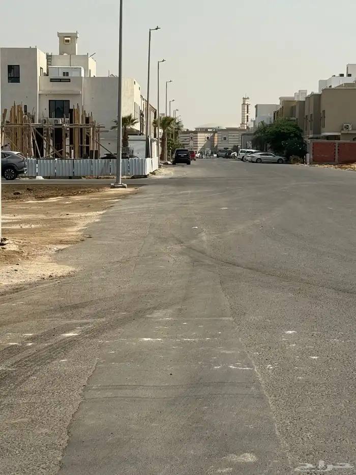 حي الصواري المنتزة الغربي622م شارعين ركنية موقع مميز 2