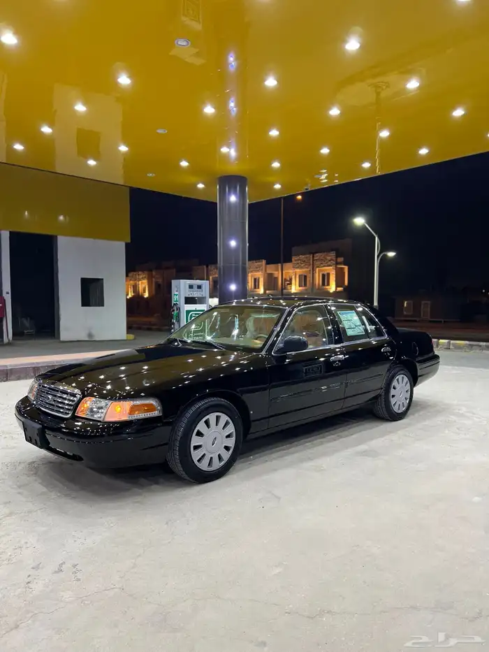 فورد كراون فكتوريا 2011 (( تم البيع )) 0