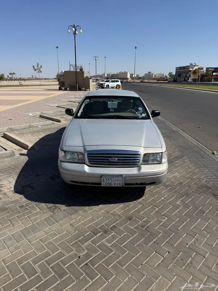 فورد فكتوريا 2012 فل كامل سعودي وارد توكيلات الجزيره 1