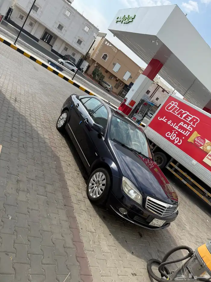 مرسيدسC 2010مستعملة للبيع 3