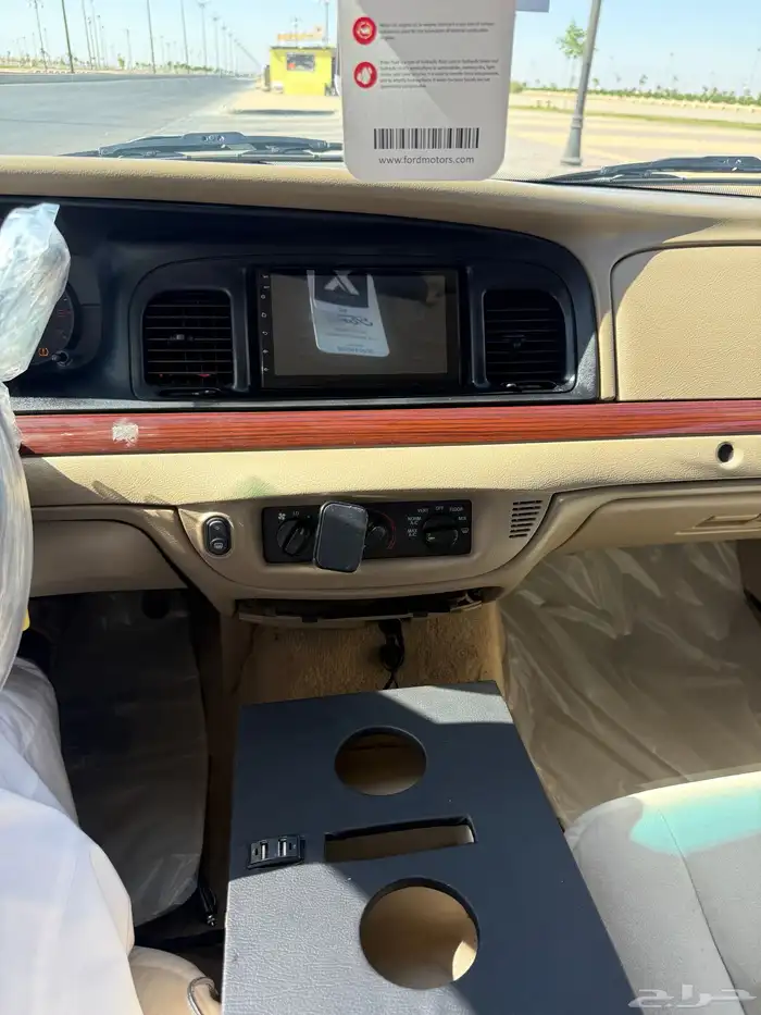 فورد فكتوريا 2012 فل كامل سعودي وارد توكيلات الجزيره 12