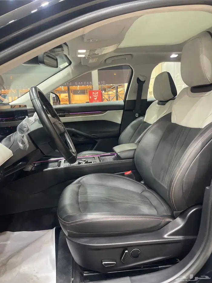 فورد تورس تيتانيوم فل كامل موديل 2023 7