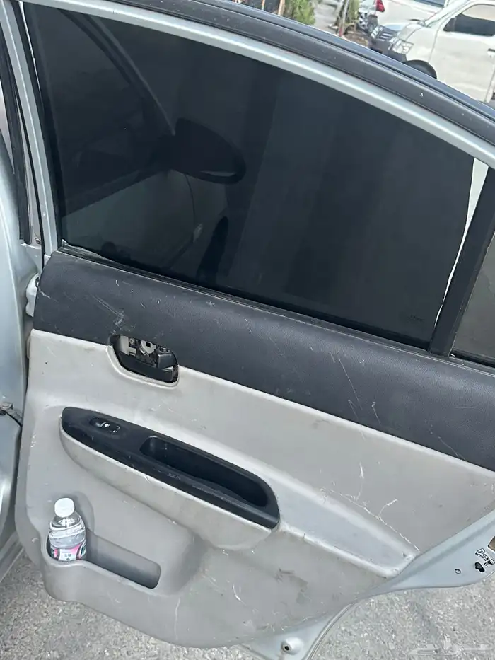 اكسنت 2009 للبيع 8