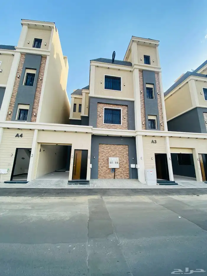 للبيع شقة دور ثاني مع سطح 6غرف ف درة الموسى 550 الف 0