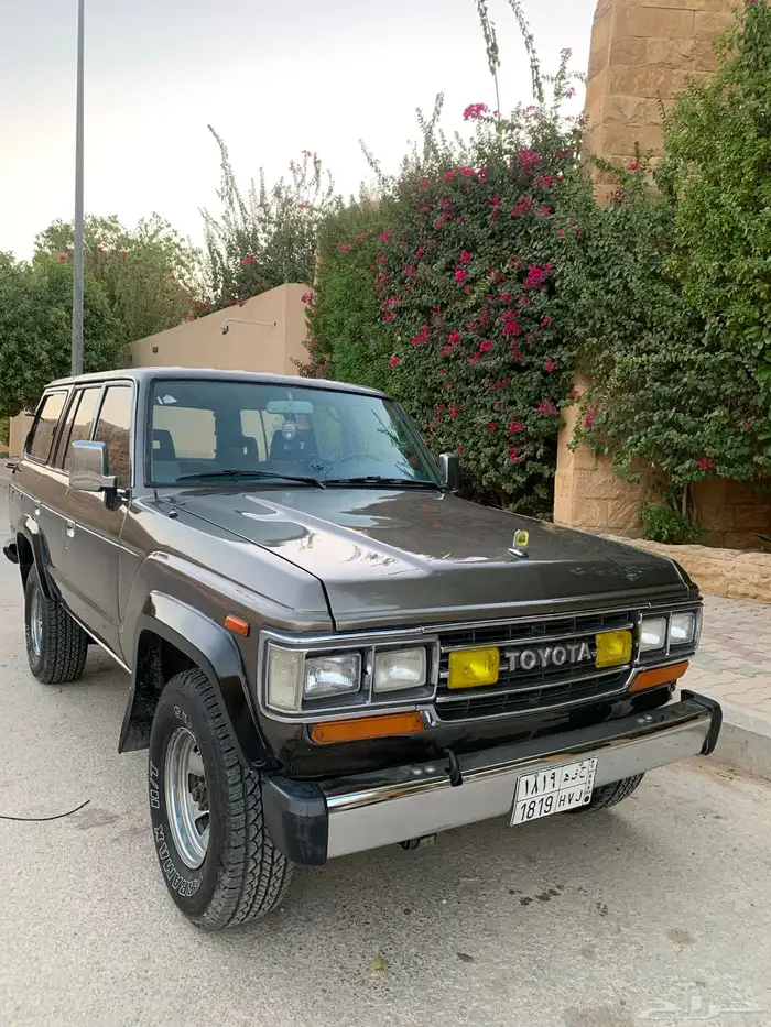 جيب صالون مديل 88 4