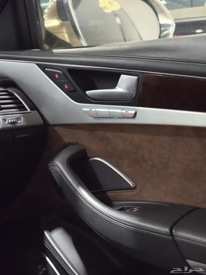 اودي A8-L موديل 2014 بحاله ممتازه 21