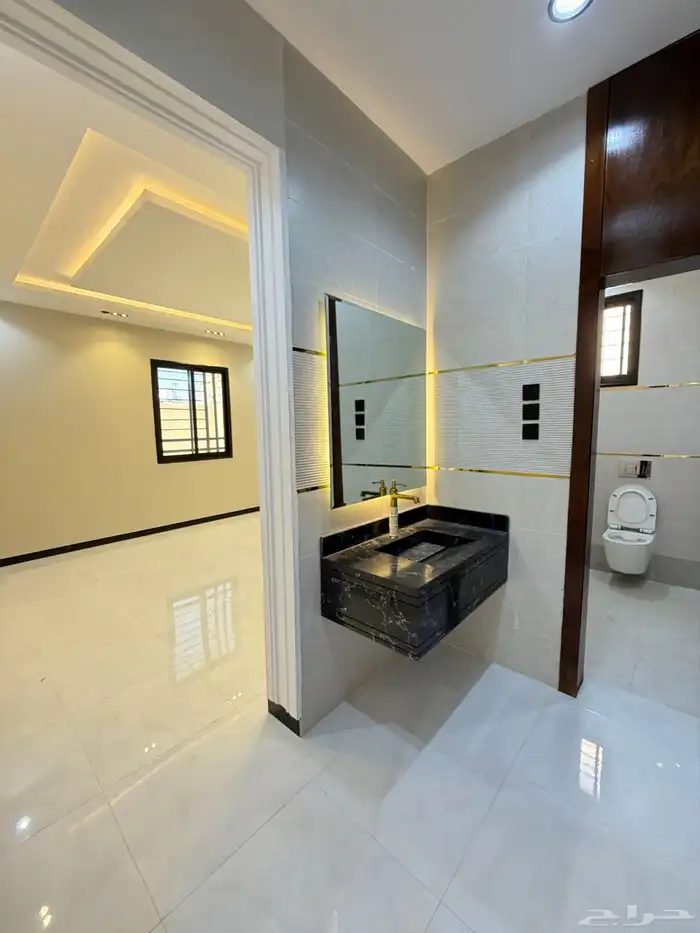 للبيع ارواف علوية وادوار أرضية حى الموسى موقع مميز 47