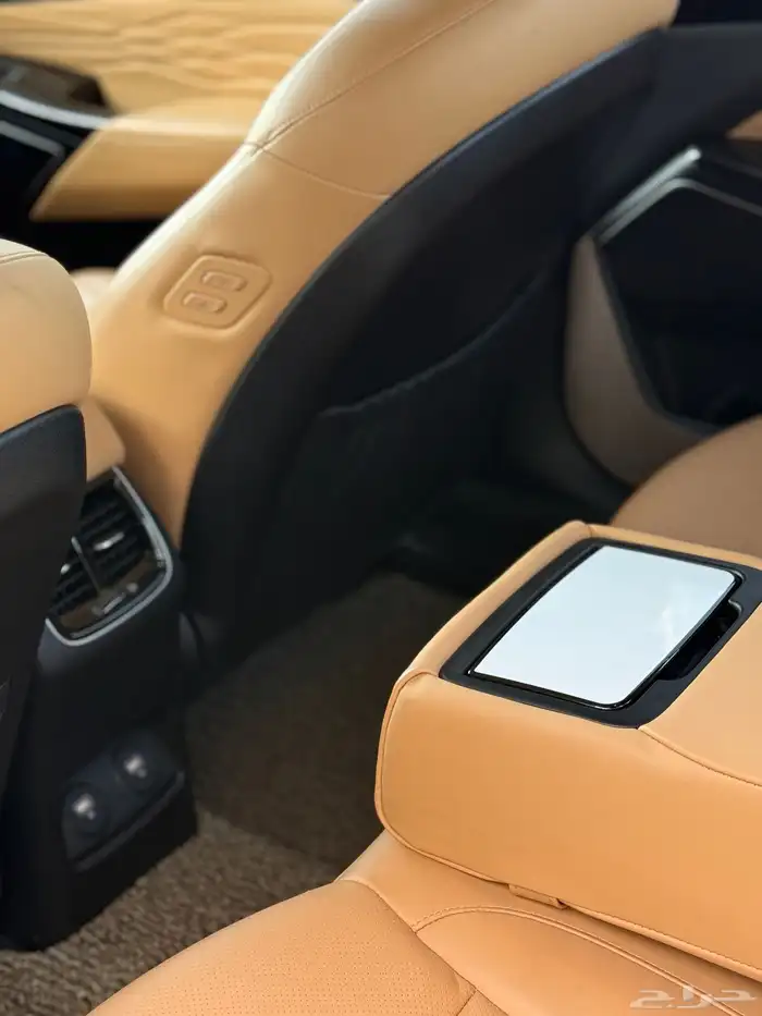 للبيع كيا كادينزا ( k7 ) وكاله 10