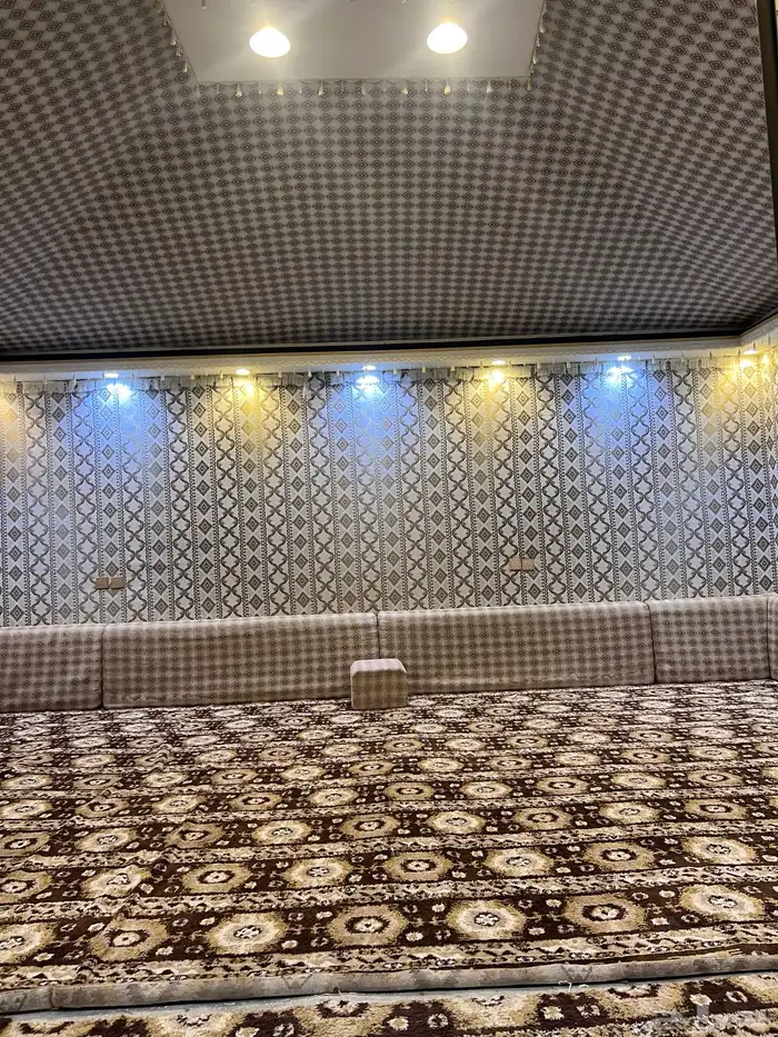 بيت شعر ملكي 4