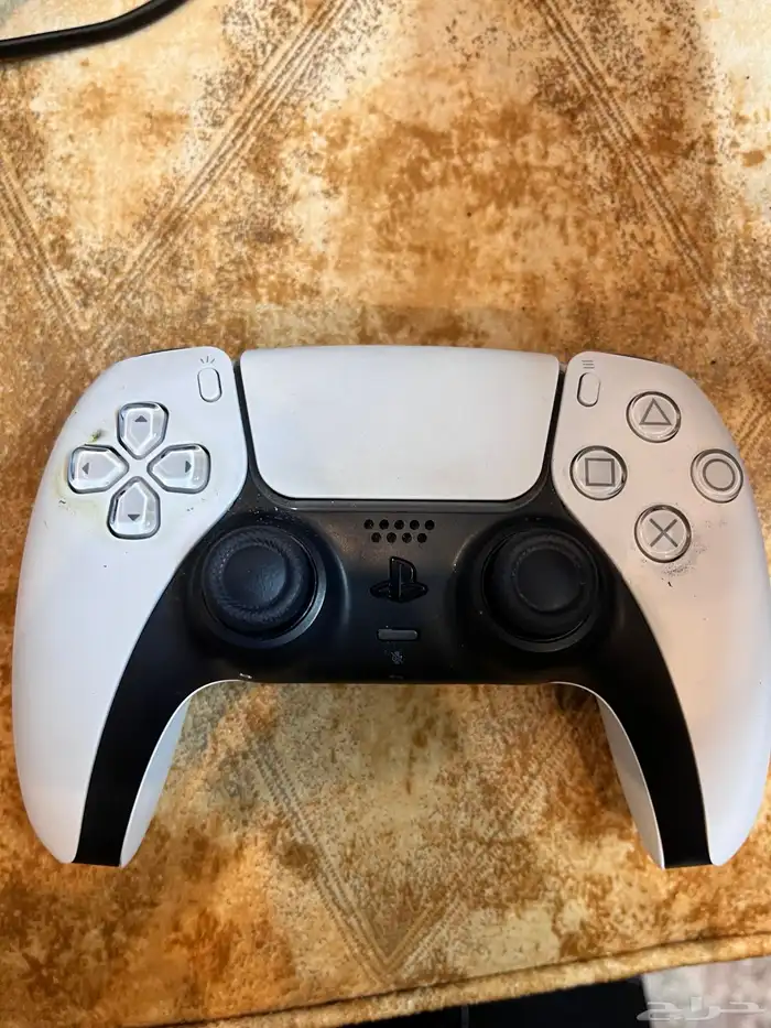 سوني 5 سليم CD مع يد واسلاكه الاصليه 3