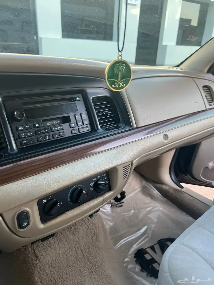 فورد كراون فيكتوريا سعودي 2009 15