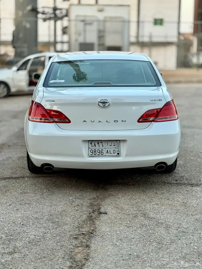 للبيع تويوتا افالون 2007 ((نظيف)) 29