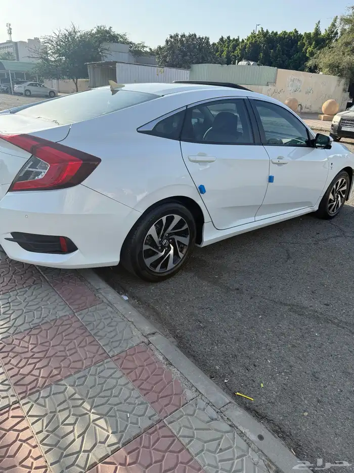 هوندا سيفيك 2016 مفحوصة و مجددة بدون اي ملاحظه سعر البيع 35 5