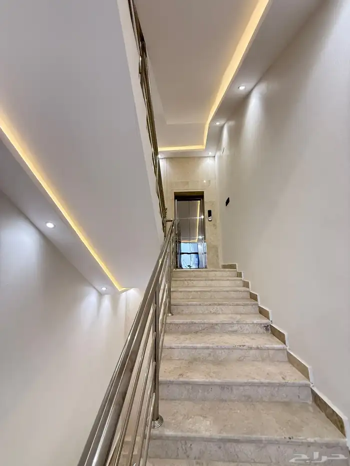 للبيع شقق علويه6غرف بأسطح خاصه ومصعد جاهز بسعر530الف 24