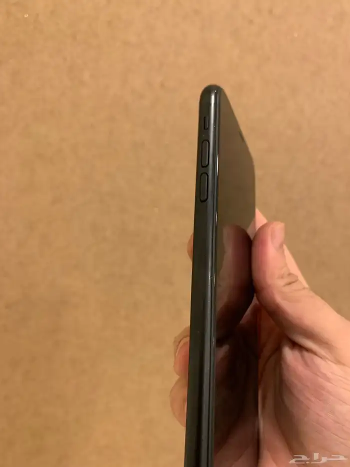 أيفون للبيع نظيف وشرط مانفك وكل شي شغال 3