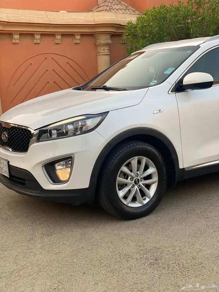 سورنتو 2017 نظيف جدا 3