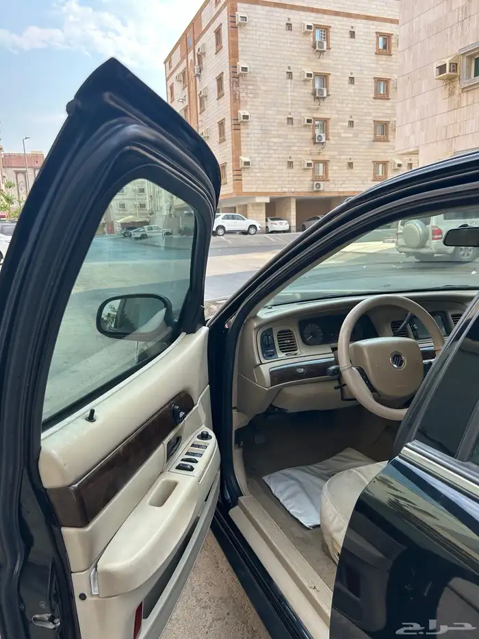 فورد جراند ماركيز نظيف 10