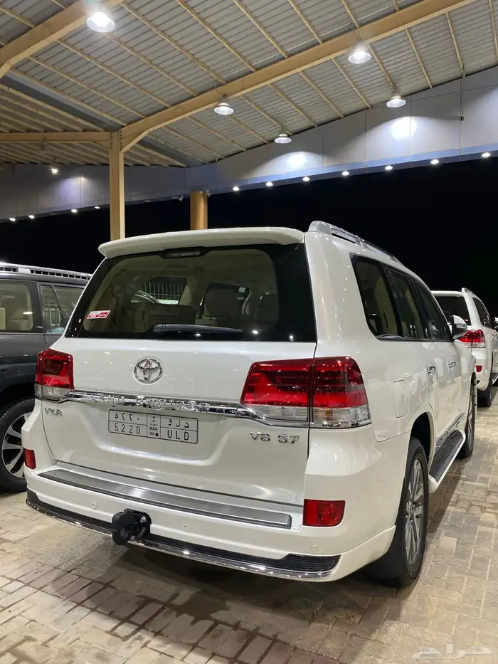 للبيع جيب في اكس ار 2020 عبداللطيف عداد 65 الف 6