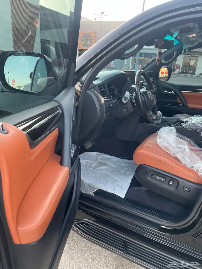 جيب لكزس 2016 سعودي قمة في النظافه في الخرج 19