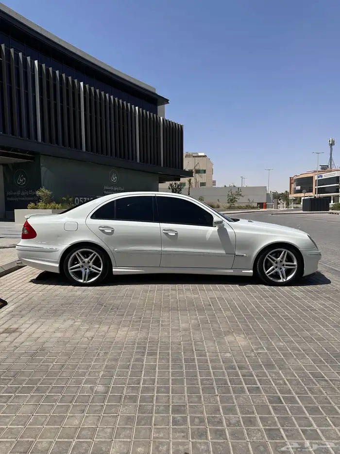 مرسيدس E230 موديل 2007 نظيفة جد ا   كيت AMG E63 2