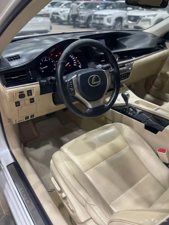 لكزس ES250 نص فل موديل 2014 6