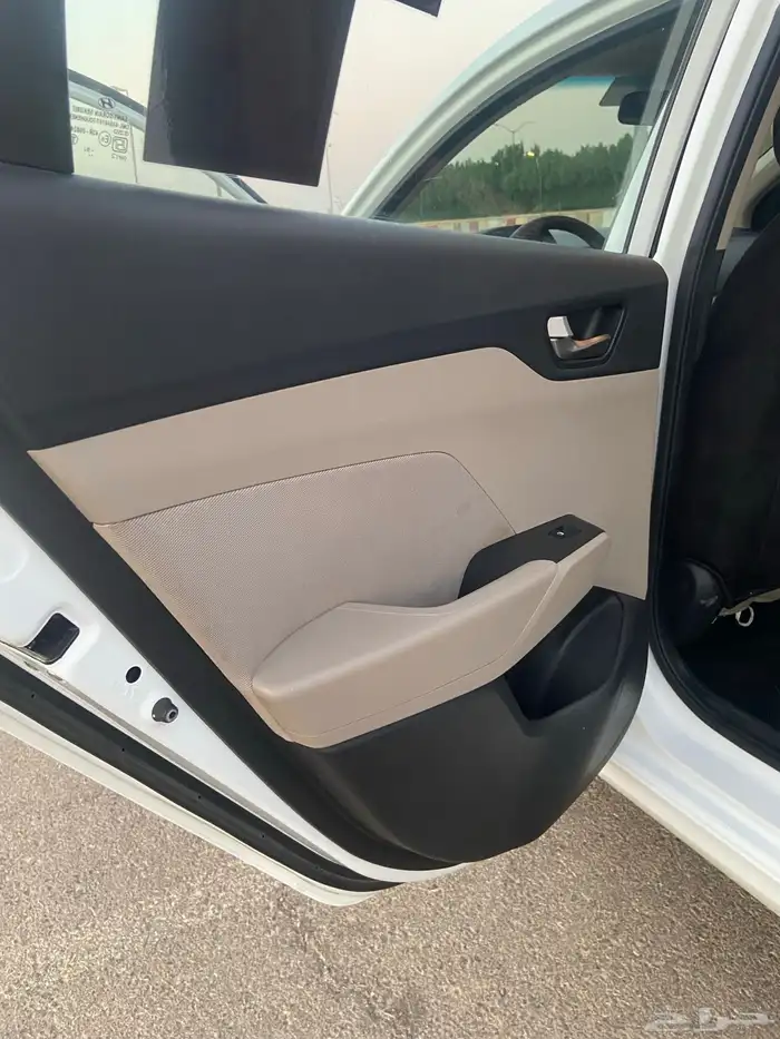 اكسنت وكاله نظيفه جدا 12