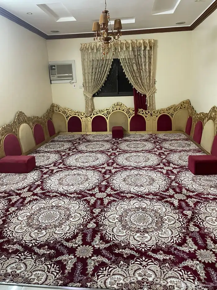 المساند والستاره للبيع 0