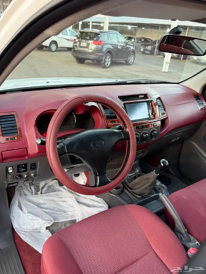 للبيع تويوتا هايلوكس 2015 غمارتين فل كامل 15