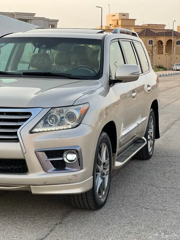 لكزس LX570 2014 فل ( بريمي ) 2