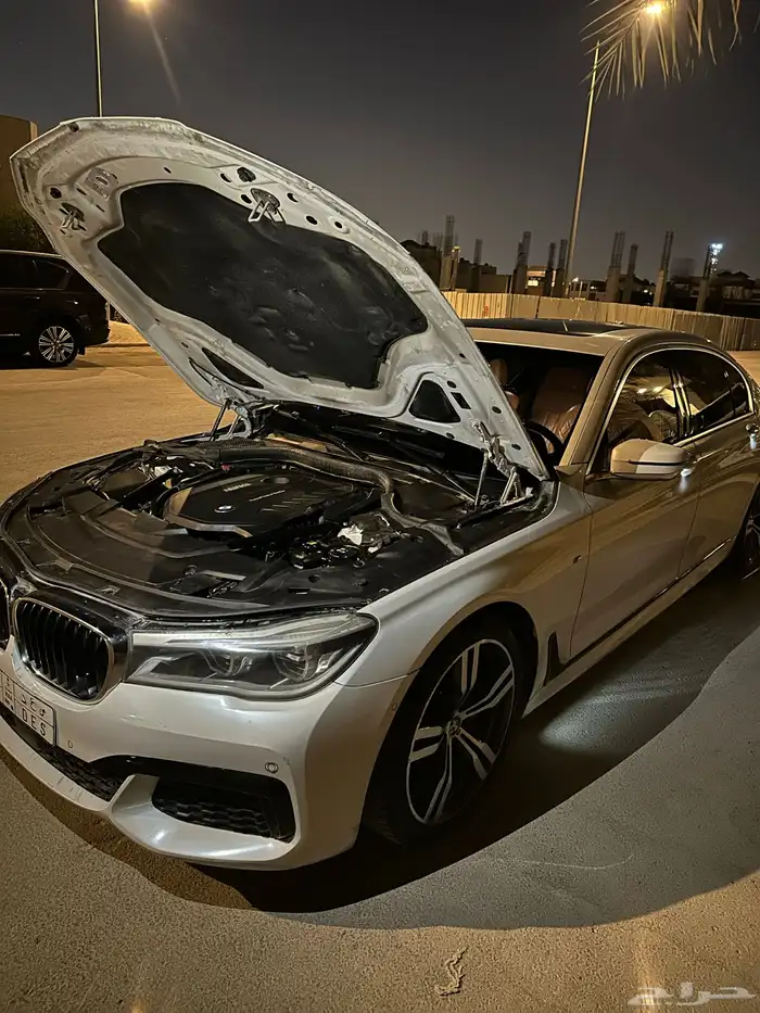 bmw 740li M بحالة الوكالة 3