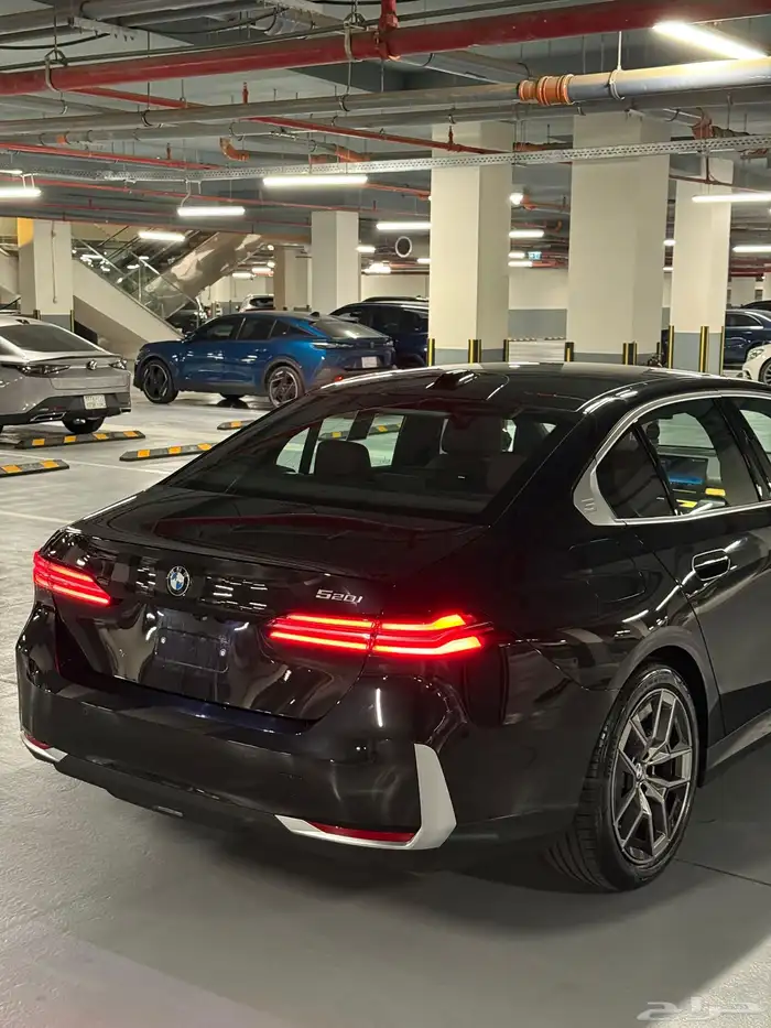 للبيع BMW 520i 2025 6