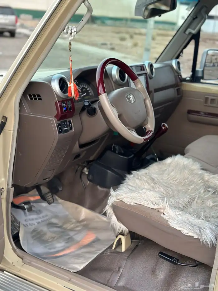 للبيع جيب شاص 2017 بريمي 6