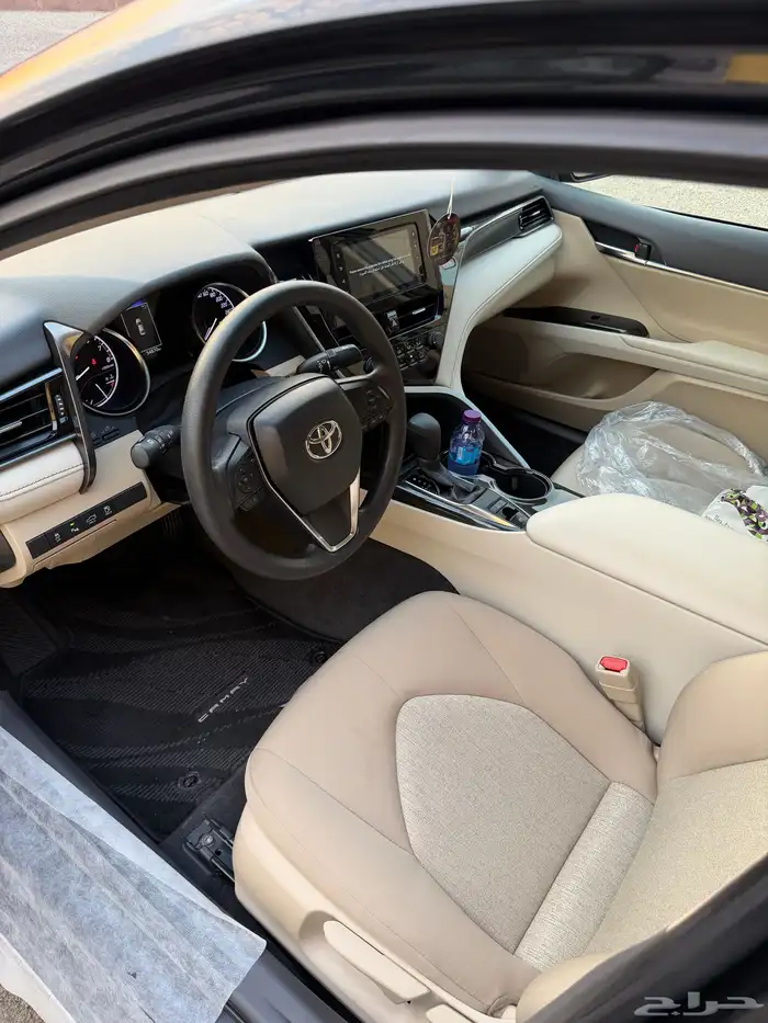 كامري ستاندر اسود 23 13