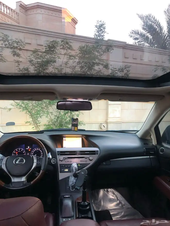 للبيع لكزس RX350 فل كامل موديل 2013(عبداللطيف جميل) نظيفة 3