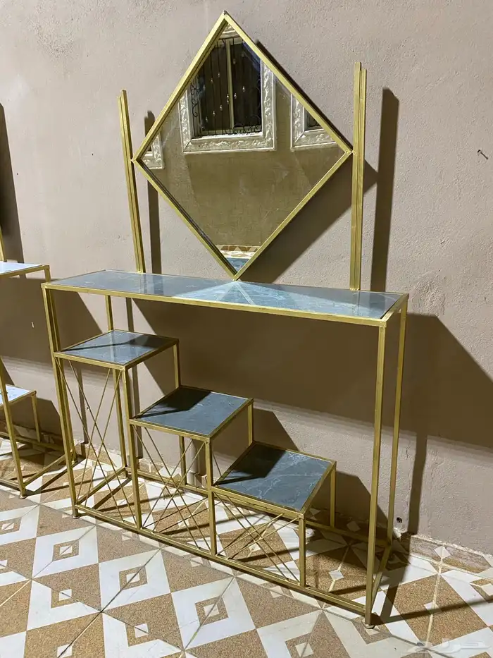 مداخل للبيع نضيفه ثنتين والبيع جمله 1