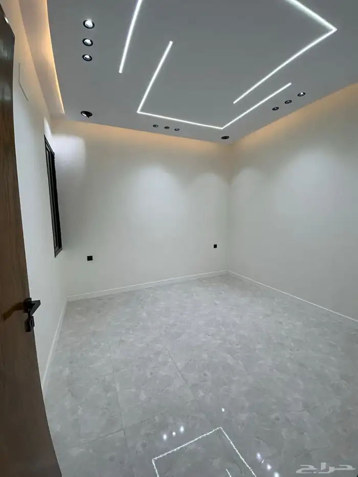 للبيع شقق نظام ادوار حي دره الموسى بجوار جميع الخدمات 19