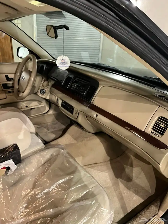 فورد فكتوريا سعودي 2011 13