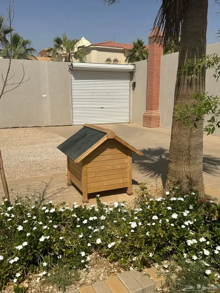 للبيع بيت خشبي للحيوانات الأليفة 2