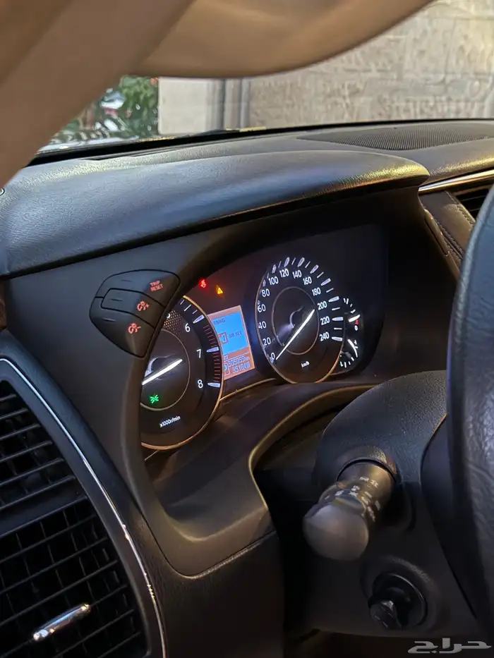 نيسان باترول بلاتينيوم 10