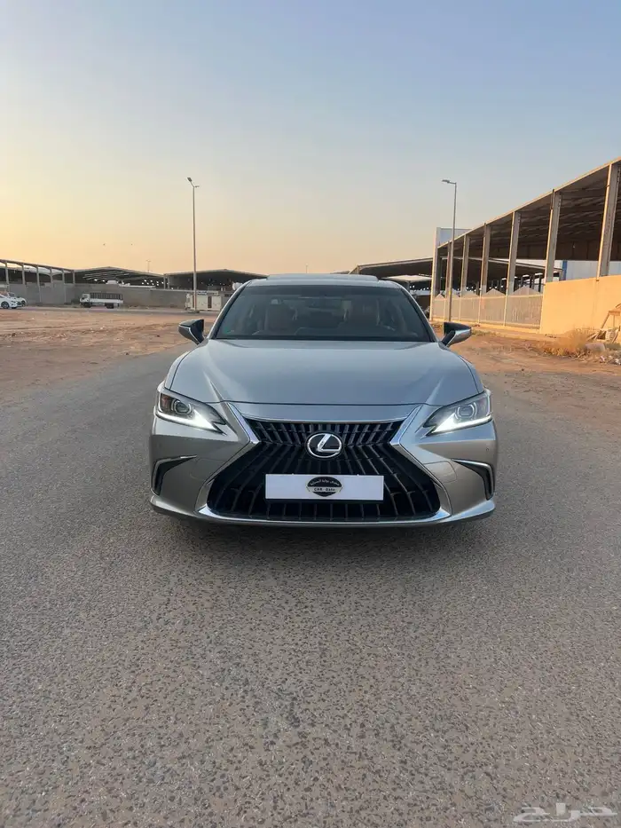 لكزس 350 اصفار 6