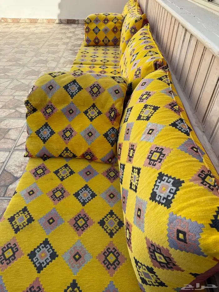 للبيع جلسه شعبيه 0