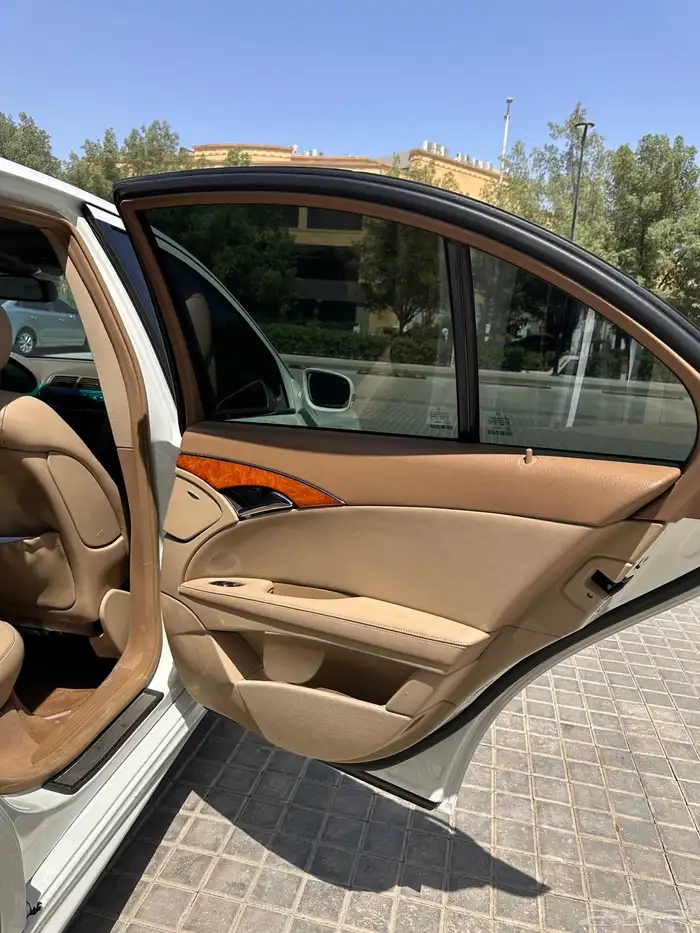 مرسيدس E230 موديل 2007 نظيفة جد ا   كيت AMG E63 10