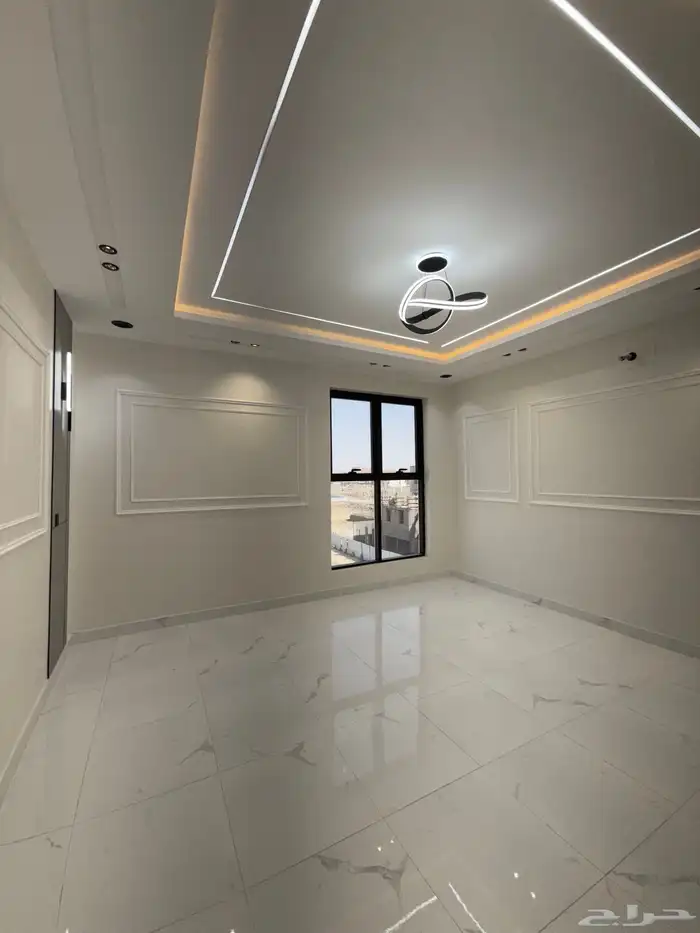 للبيع بحي الضيافة شقق أرضي وعلوي بسطح موقع كامل الخدمات 31