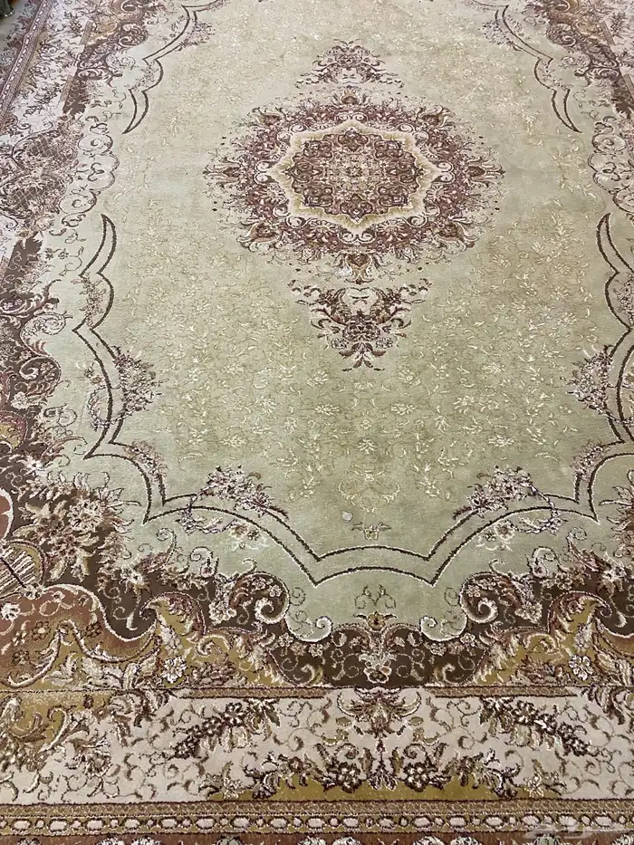 للبيع تسريحه وفرشه 3