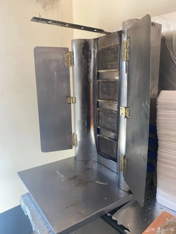 اغراض بوفيه معدات مطعم قلايه 0