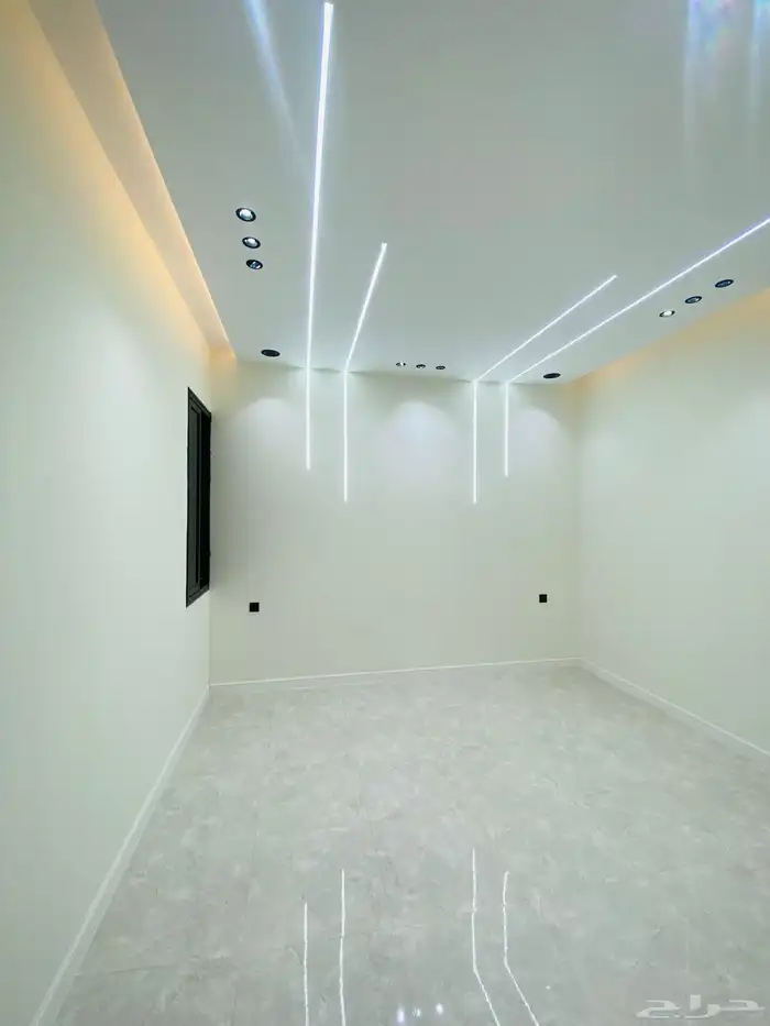 للبيع شقة دور ثاني مع سطح 6غرف ف درة الموسى 550 الف 16